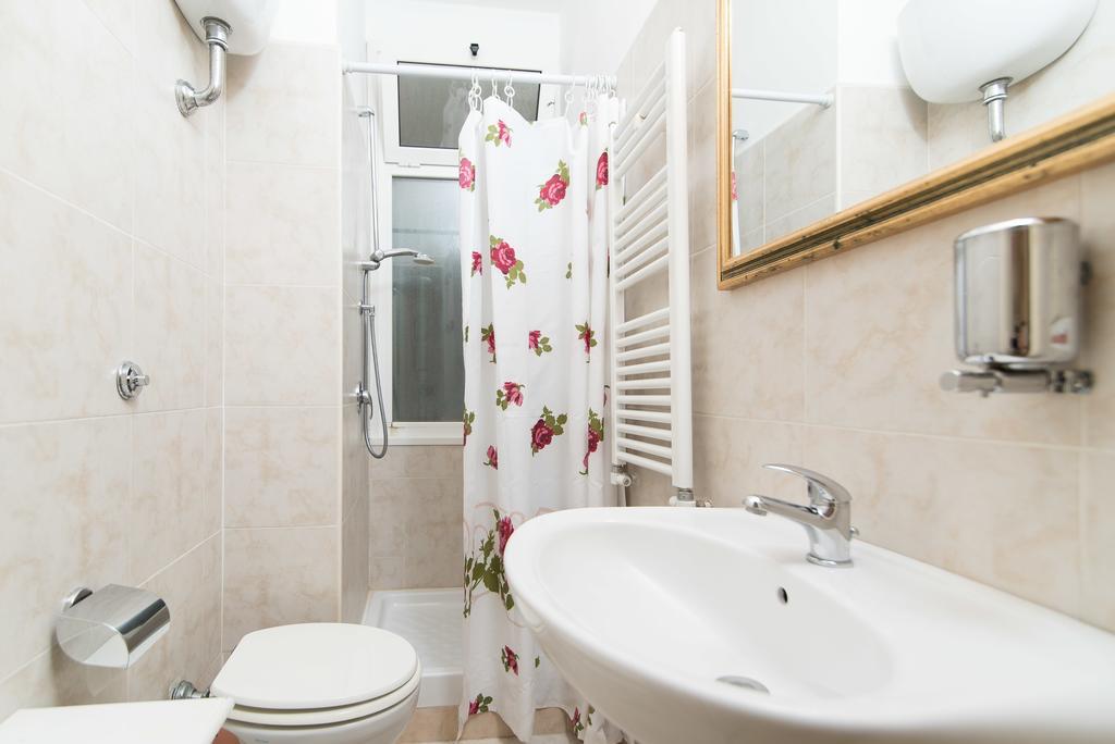 Le Rose B&B Rome Bilik gambar